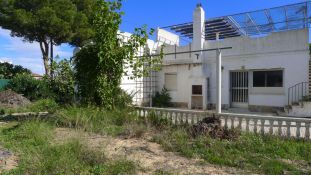  Derribo de vivienda antigua para construir una vivienda nueva en Ciudad Quesada