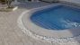Decoración alrededor piscina